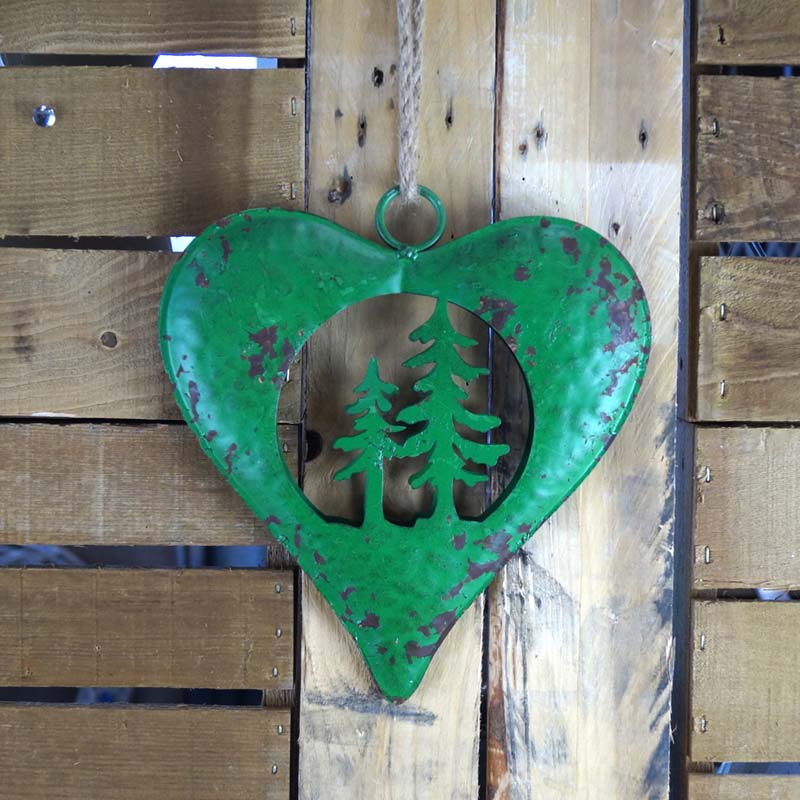 Medium Green Metal Heart With Trees detail page